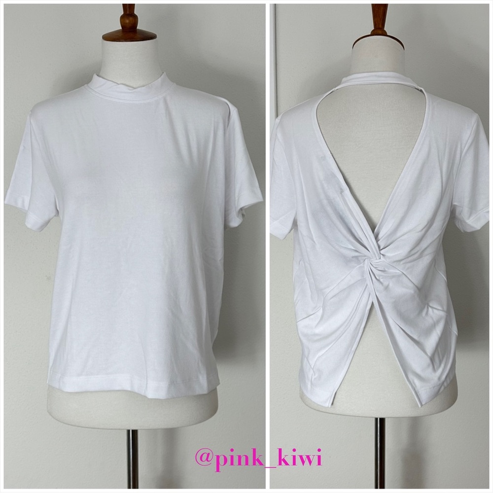 ⬇️REDUCED❗️ Hudson White Crewneck Twist Back T-Shirt